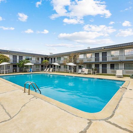 Americas Best Value Inn Fort Worth/Hurst Richland Hills Zewnętrze zdjęcie